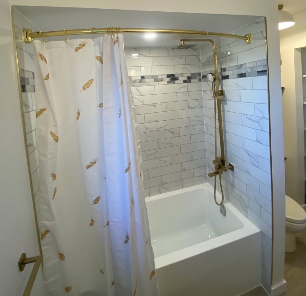 Modern bathroom renovations in Ottawa